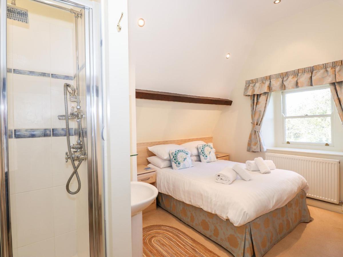 Loughrigg Suite Ембълсайд Екстериор снимка